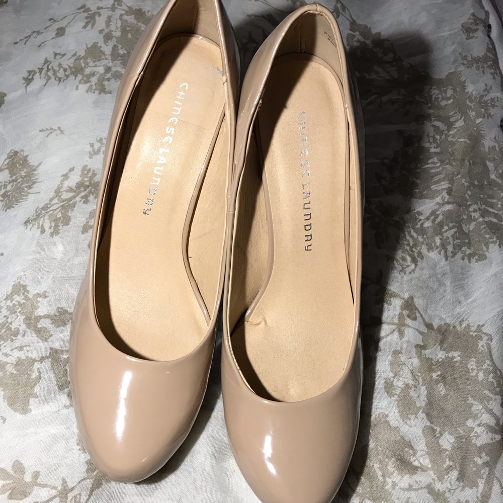 Chinese Laundry Nude Platform Heels - size 10